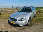 Subaru Legacy 2.5 Outback AWD 2004 Grijs, 1800 kg, Zwart, 4 cilinders, Handgeschakeld