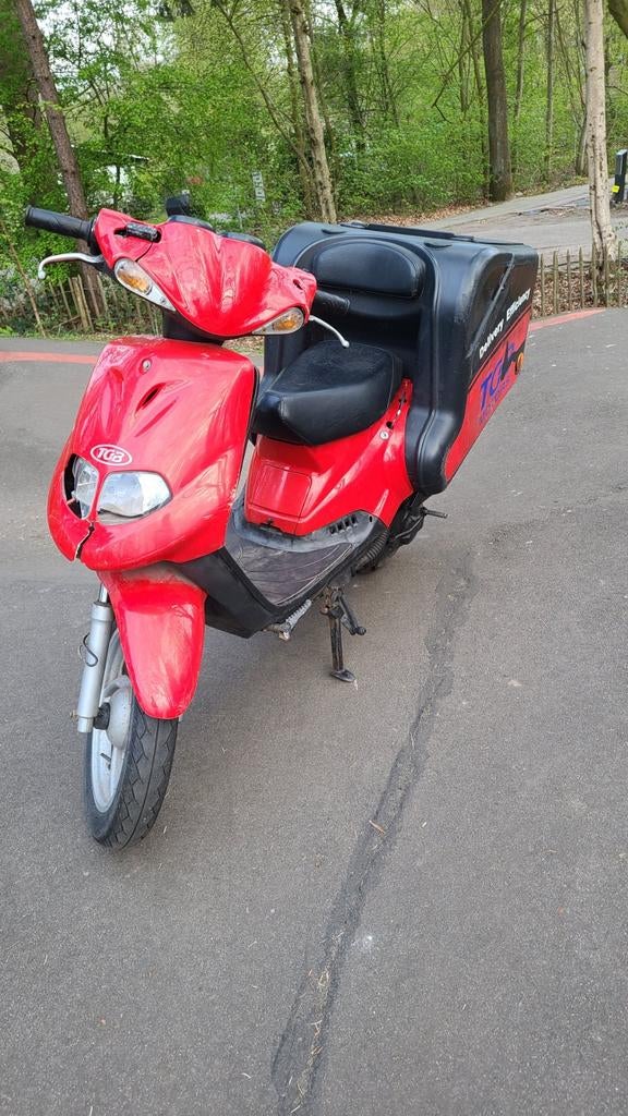 Tgb bezorgscooter, Fietsen en Brommers, Snorfietsen en Snorscooters, Overige merken, Tweetakt, Ophalen of Verzenden