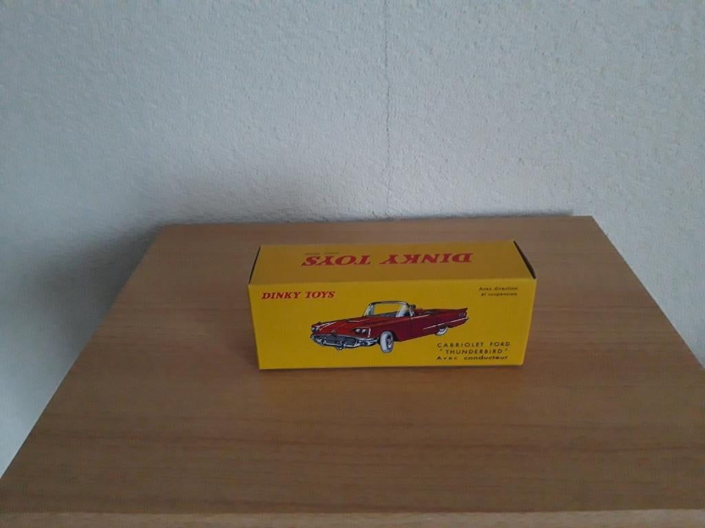 Dinky Toys 555 Cabriolet Ford Thunderbird doosje, Ophalen of Verzenden, Nieuw, Auto, Dinky Toys