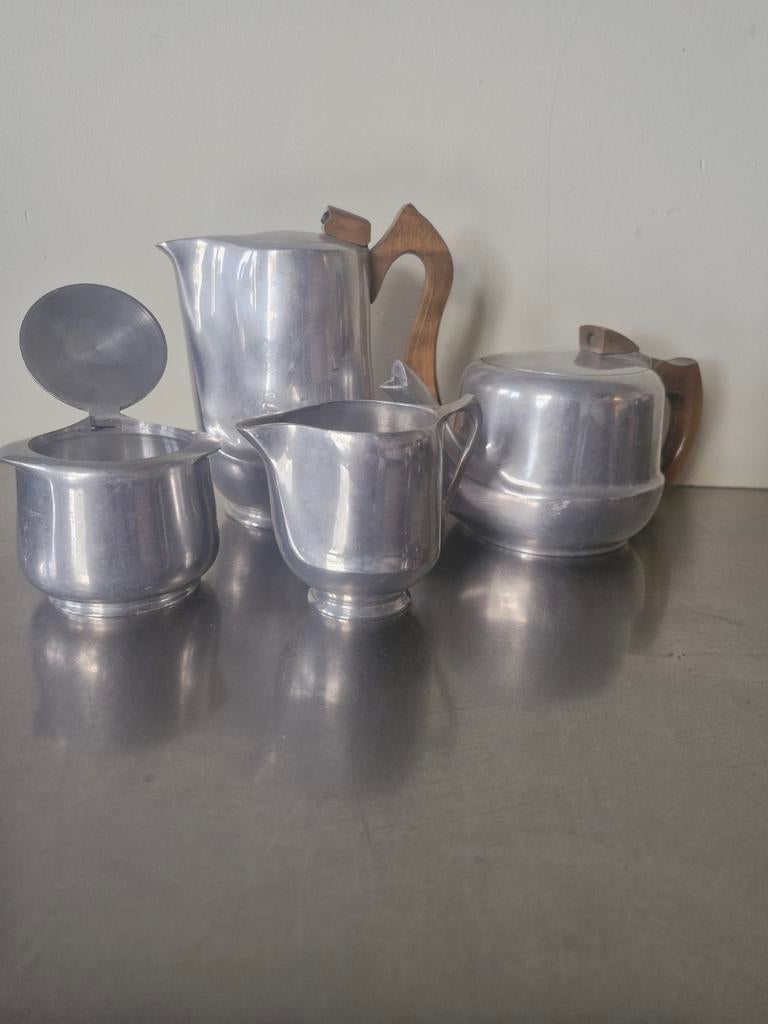 Vintage Picquot Ware theeset en koffieset, Antiek en Kunst, Antiek | Tin, Ophalen