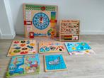 Houten speelgoed, puzzels, telraam en groot bord., Kinderen en Baby's, Speelgoed | Houten speelgoed, Ophalen, Zo goed als nieuw