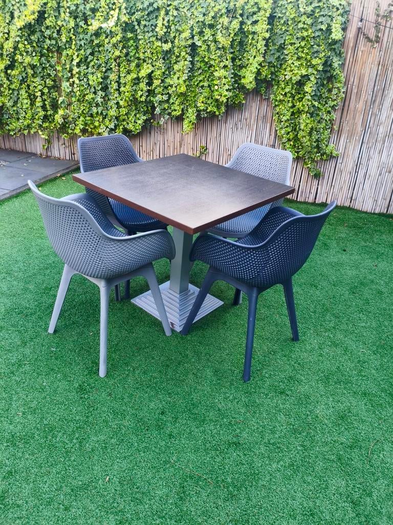Stevige tuinset, eethoek, tuinstoelen, terrastafel,tuintafel, Ophalen