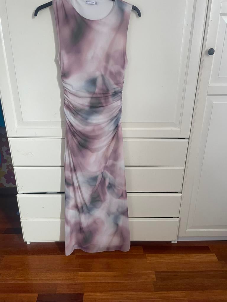 Strafivarius jurk S, Kleding | Dames, Jurken, Zo goed als nieuw, Maat 36 (S), Roze, Onder de knie, Verzenden