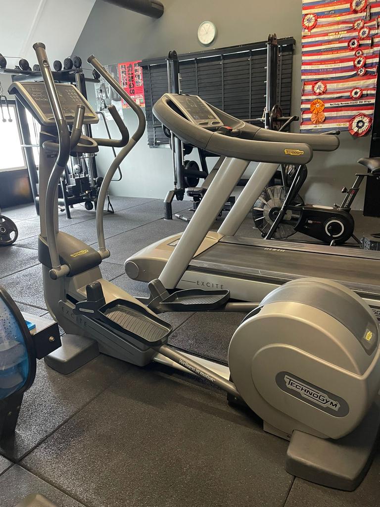 Crosstrainer Technogym, Sport en Fitness, Gebruikt, Armen, Ophalen of Verzenden, Crosstrainer