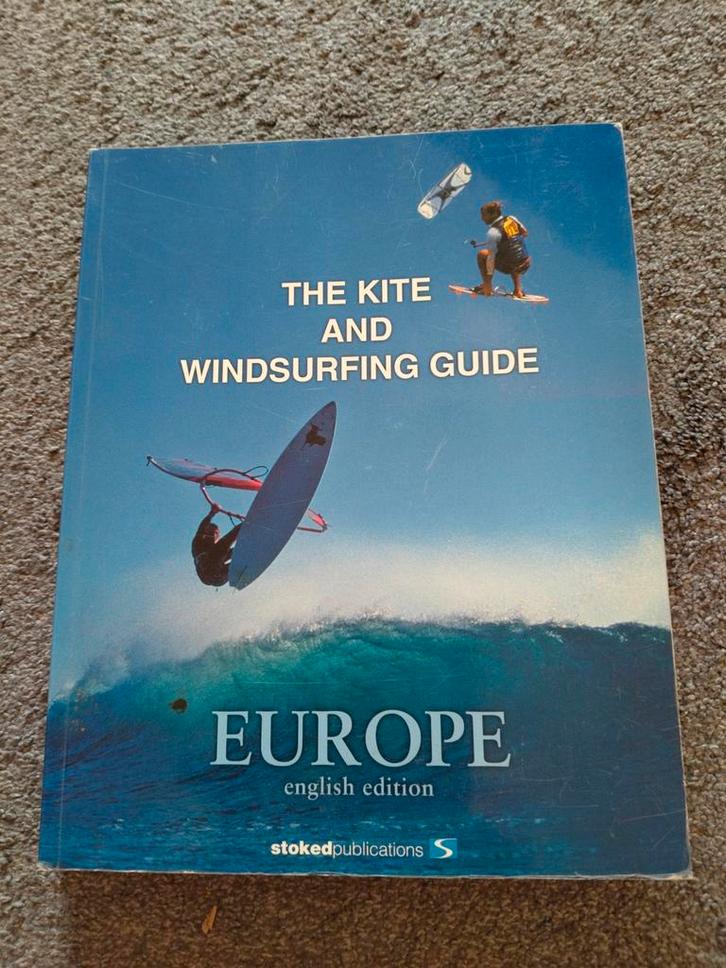 Kite- en Windsurfing Guide Europa, Boeken, Reisgidsen, Gelezen, Reisgids of -boek, Europa, Overige merken, Budget, Ophalen of Verzenden