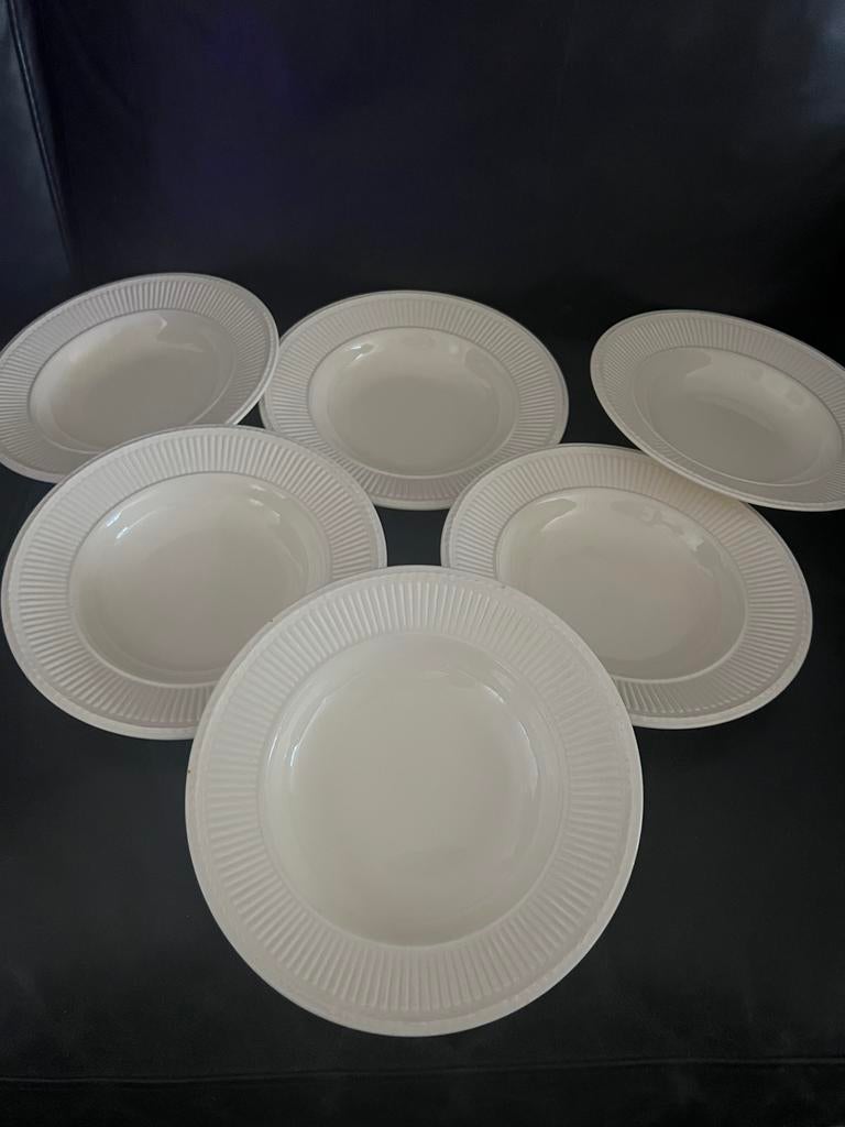Wedgwood edme soepborden 23 cm, Ophalen, Zo goed als nieuw, Bord(en), Wedgwood