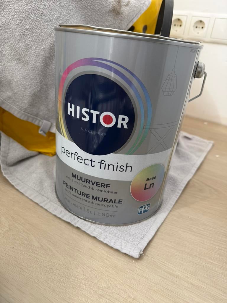 Histor muurverf 5L basic beigr, Ophalen, Gebruikt, Beige, Verf
