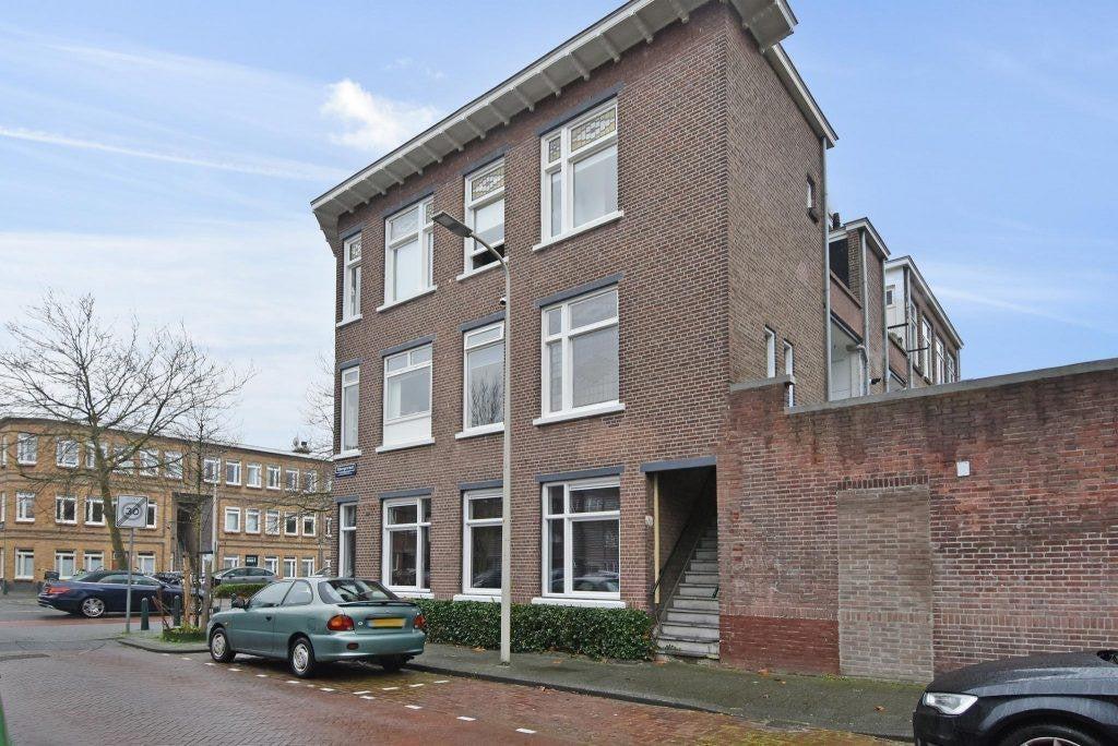 NIEUW! Woonruimte te huur Sibergstraat, Den Haag, Huizen en Kamers