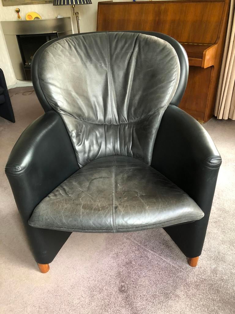Leolux Excalibur fauteuil zwart leet, Huis en Inrichting, Fauteuils, Gebruikt, 75 tot 100 cm, Ophalen, Tijdloos design, Leolux