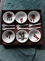 Yong Beast serie schaaltjes plus bijpassende lepeltjes, Huis en Inrichting, Keuken | Servies, Ophalen, Gebruikt, Schaal of Schalen