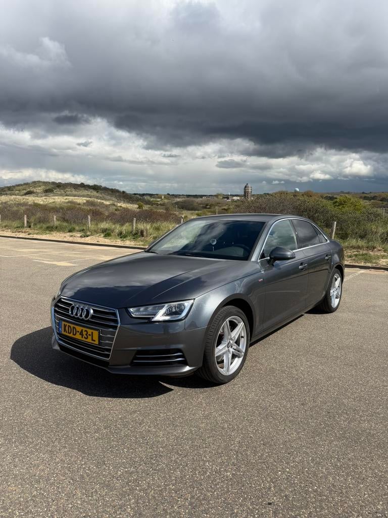Audi A4 1.4 Limousine TFSI Sport S-line | Daytona Grijs, Auto's, Sedan, 149 pk, 1500 kg, 5 stoelen