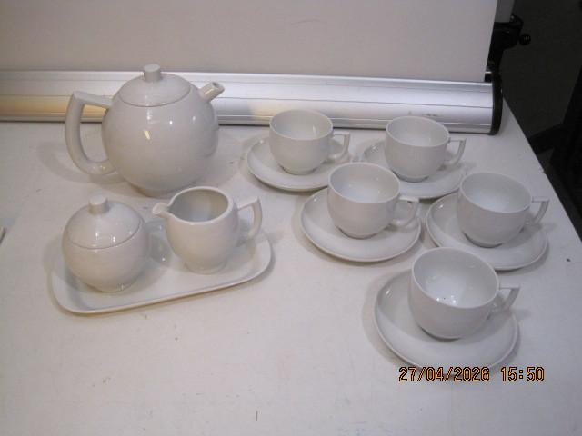 arzberg memphis servies in 1 koop lutz rabold  (387), Ophalen of Verzenden, Zo goed als nieuw, Overige stijlen, Kop(pen) en/of Schotel(s)