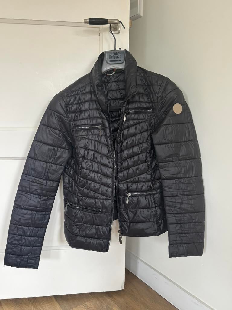 Puffer jas, Kleding | Dames, Ophalen of Verzenden, Zo goed als nieuw, Maat 36 (S), Zwart