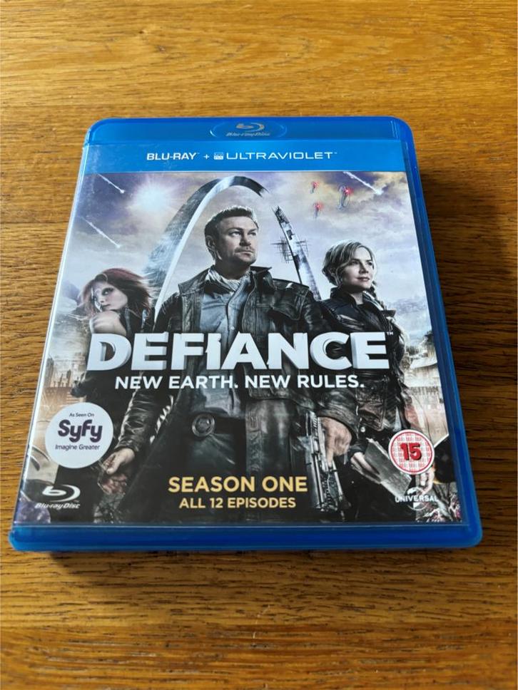 Blu-ray's Defiance - Seizoen 1 - N-NLO, Cd's en Dvd's, Blu-ray, Gebruikt, Tv en Series, Ophalen of Verzenden