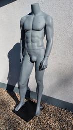 Mannelijke paspop, Ophalen