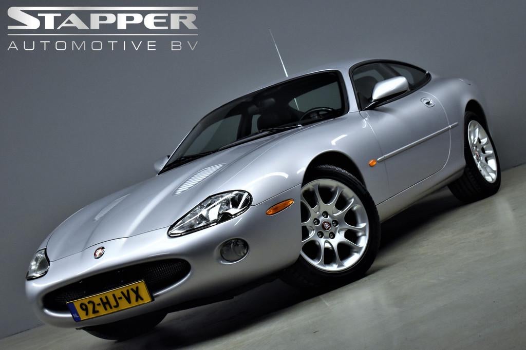 Jaguar XKR 4.0 V8 364pk Coupé 1e.Eig. Topconditie!/NL Auto/, Auto's, Jaguar, Achterwielaandrijving, Gebruikt, 4 stoelen, Bedrijf