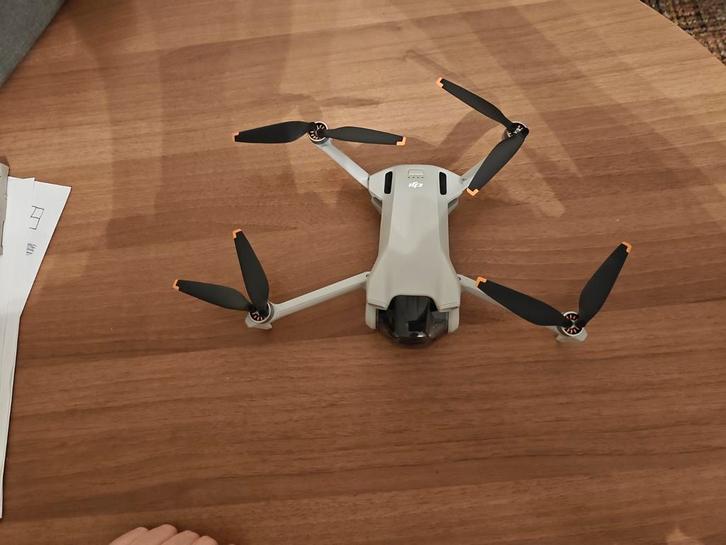 DJI Mini 3 drone met controller en accessoires, Audio, Tv en Foto, Drones, Zo goed als nieuw, Cameradrone, Topkwaliteit, DJI, Minder dan 250 gram