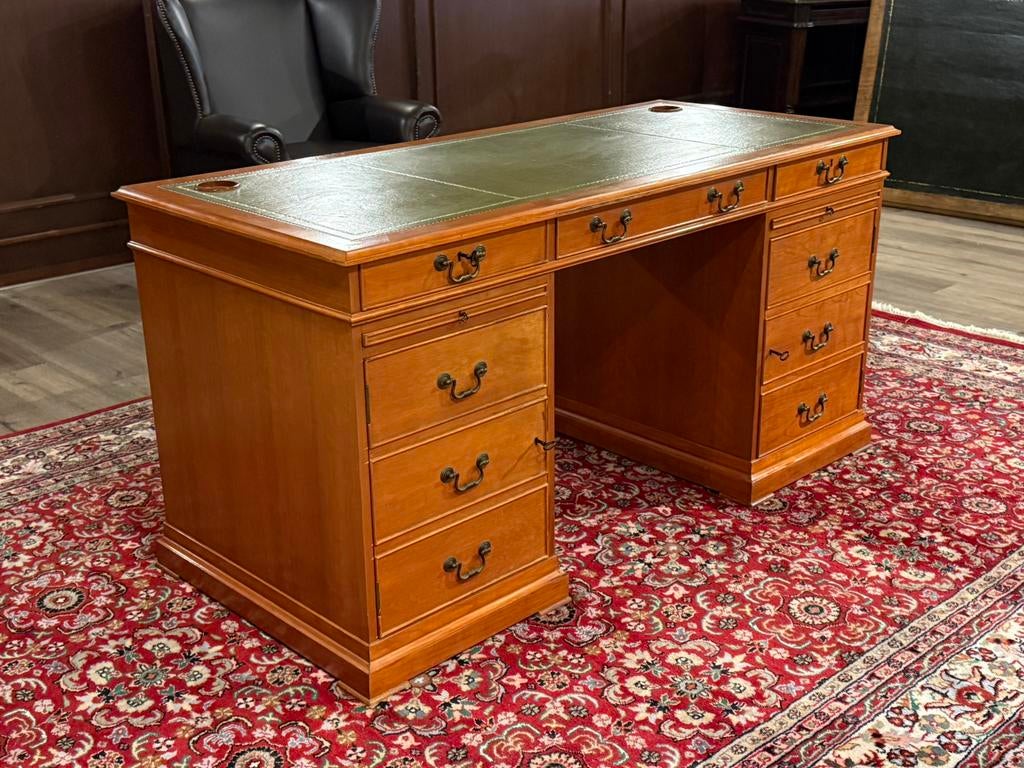 Klassiek Engels bureau #651, Huis en Inrichting, Bureaus, Overige typen, 150 cm, Hout, Ophalen of Verzenden