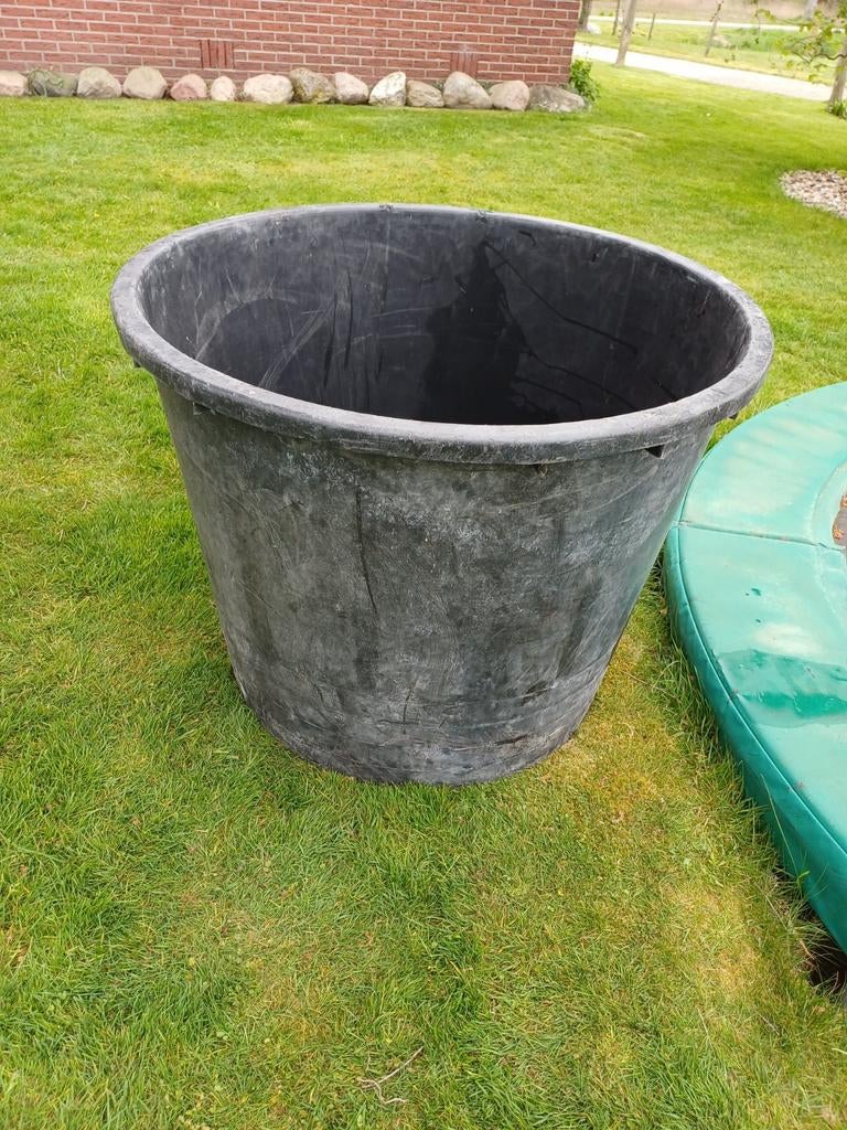 Zéér grote speciekuip / boomkuip 350 liter, Ophalen, Kunststof, Gebruikt, Rond