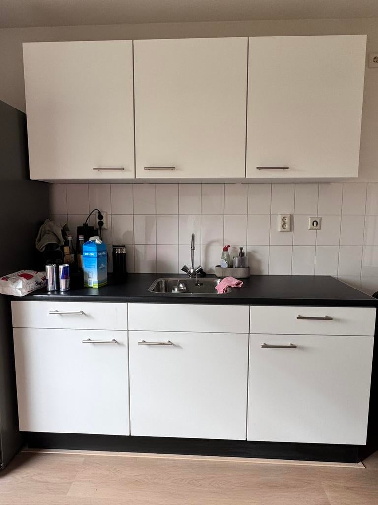 Nieuwe Bribus keuken 1 maand gebruikt, Ophalen, Zo goed als nieuw