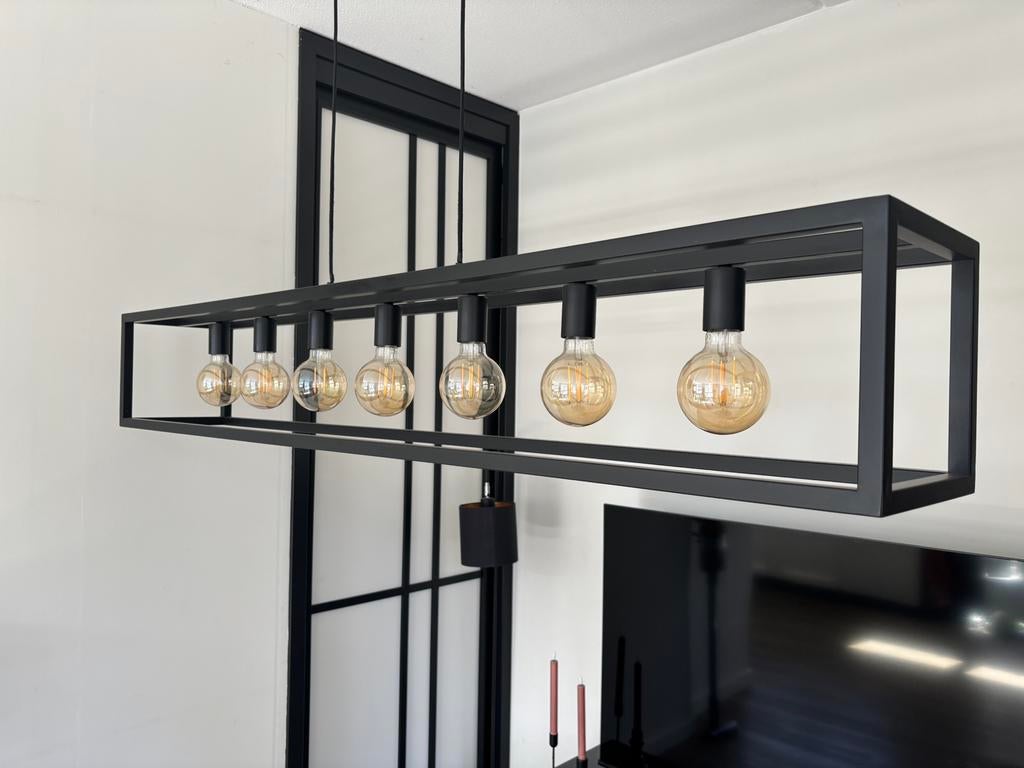 Hanglamp Tiamo zwart staal 7-lichts, Huis en Inrichting, Lampen | Hanglampen, Ophalen, Zo goed als nieuw, Overige materialen, 75 cm of meer