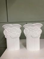 Porseleine porcelain vaasjes royal white, Ophalen, ., Wit, Aardewerk of Porselein