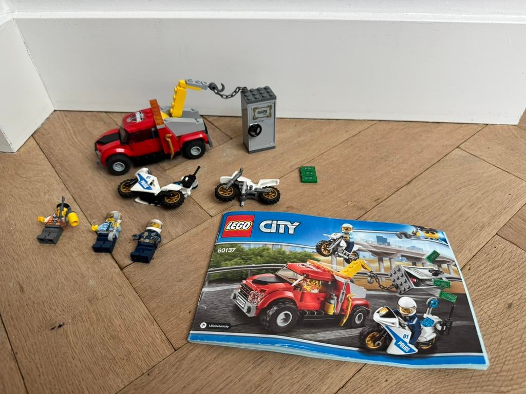 Lego City Politie Sleeptruck - 60137, City, Lego, Ophalen of Verzenden, Zo goed als nieuw