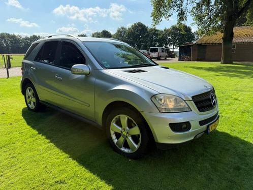 Mercedes-Benz M-Klasse 350 / Youngtimer / Automaat / Benzine, Auto's, Mercedes-Benz, Particulier, M-Klasse, 4x4, ABS, Airbags