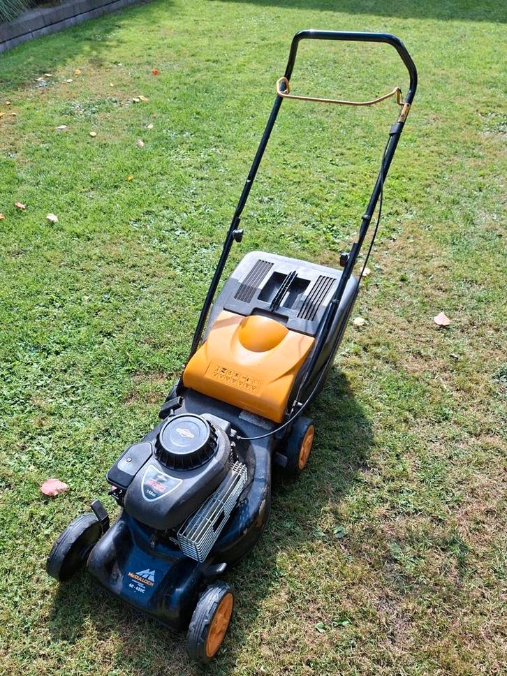 McCulloch motormaaier- kleine lasreparatie nodig!, Tuin en Terras, Grasmaaiers, Gebruikt, Benzine-grasmaaier, 40 t/m 49 cm, Cirkelmaaier