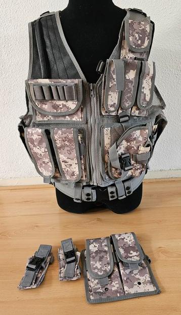 UCP camouflage assault vest. beschikbaar voor biedingen