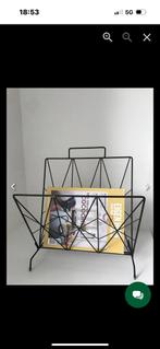 Mooie retro draadstalen krantenbak, Ophalen of Verzenden, Huis en Inrichting