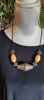 Antieke ketting, zilver met copal,Omani, Sieraden, Tassen en Uiterlijk, Ophalen of Verzenden, Zilver, Ketting
