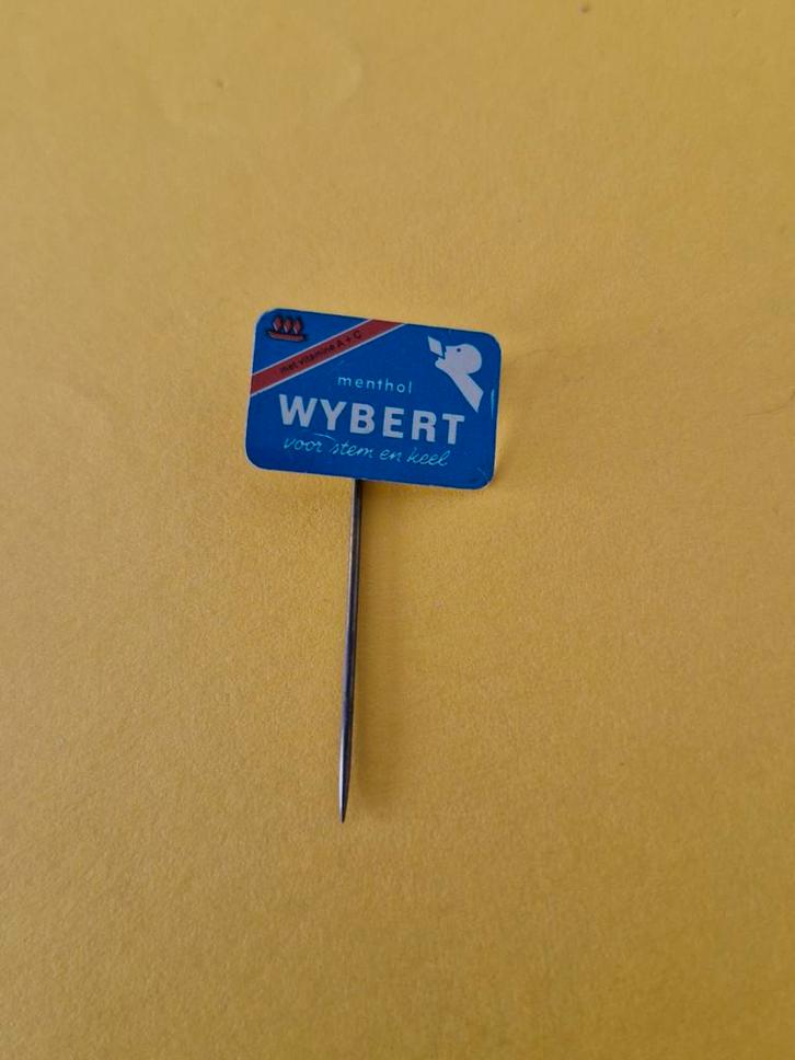 Sp 525 Vintage Wybert Menthol Speldje, Verzamelen, Speldjes, Pins en Buttons, Gebruikt, Speldje of Pin, Merk, Ophalen of Verzenden