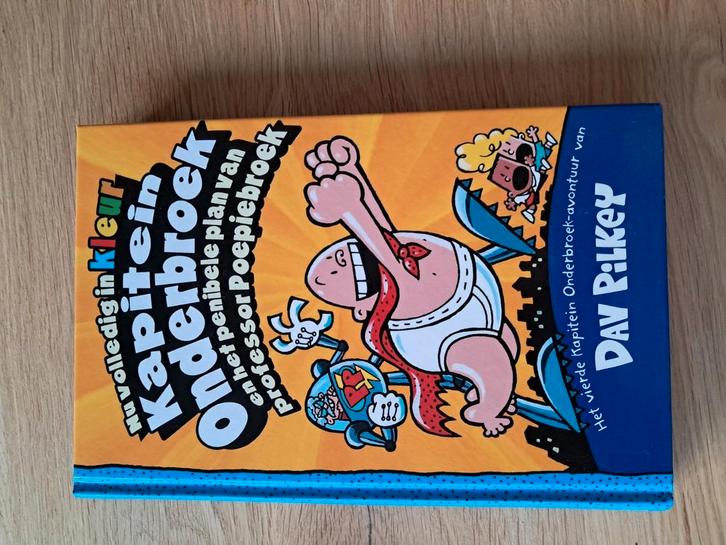 Kapitein Onderbroek en het penibele plan van professor Poepi, Boeken, Kinderboeken | Jeugd | onder 10 jaar, Zo goed als nieuw