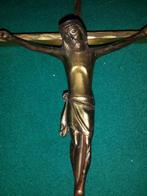 Vintage Crucifixen / kruisbeelden, 2 stuks, Verzamelen, Religie, Ophalen of Verzenden