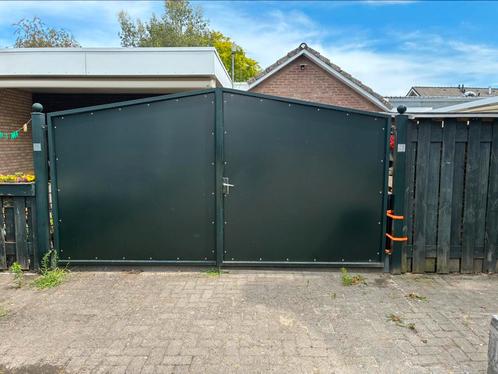Dichte ijzeren poort, tuinpoort, hek, Tuin en Terras, Tuinpoorten, Zo goed als nieuw, Draaipoort, IJzer, 150 tot 200 cm, 200 cm of meer