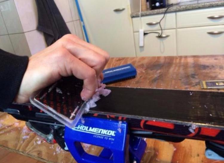 Professioneel waxen en slijpen van uw ski’s of snowboard €13, Sport en Fitness, Skiën en Langlaufen, 160 tot 180 cm, Zo goed als nieuw