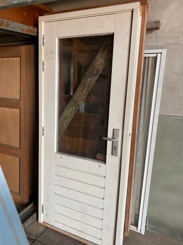 ACHTERDEUR MET KOZIJN (B93,5xH212) DUBBELGLAS beschikbaar voor biedingen