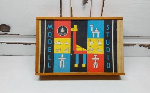 Berbis Oost Duitsland blokkendoos, Antiek en Kunst, Antiek | Speelgoed, Ophalen of Verzenden