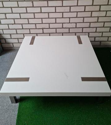 Interstar salontafel beschikbaar voor biedingen