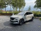 Skoda Karoq 1.5 TSI DSG 2024 Sportline Camera ACC NardoGrey, 1498 cc, SUV of Terreinwagen, Zilver of Grijs, Benzine
