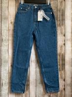 Nieuwe super gave NA-KD mom jeans (Maat 36), Kleding | Dames, Verzenden, Nieuw, Blauw, W28 - W29 (confectie 36)