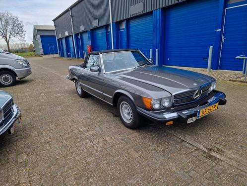 Mercedes 450 SL 1978 Grijs, Auto's, Mercedes-Benz, Particulier, Overige modellen, Benzine, Cabriolet, Geïmporteerd, Zilver of Grijs