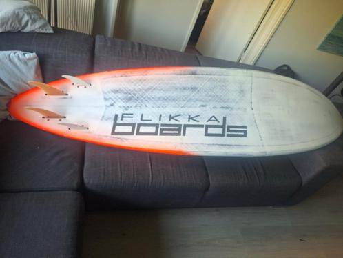 Flikka quad 88l wave windsurf board carbon, Watersport en Boten, Windsurfen, Gebruikt, Plank, Minder dan 250 cm, Met vin(nen)