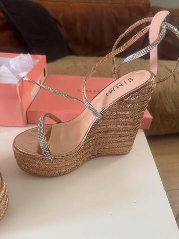 Wedges Rosé goud maat 38 beschikbaar voor biedingen