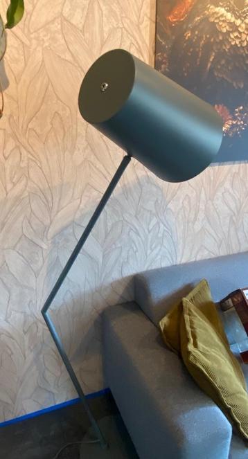 Vloerlamp Bowd , standaard zonder lichtbron beschikbaar voor biedingen