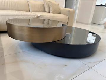 Te Koop: Richmond Interiors Salontafel Slice–Black/Gold 110 beschikbaar voor biedingen