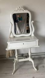 Brocante wit houten kaptafeltje - kaptafel / 2 delig, Huis en Inrichting, Tafels | Kaptafels, Ophalen, Gebruikt, 100 tot 150 cm