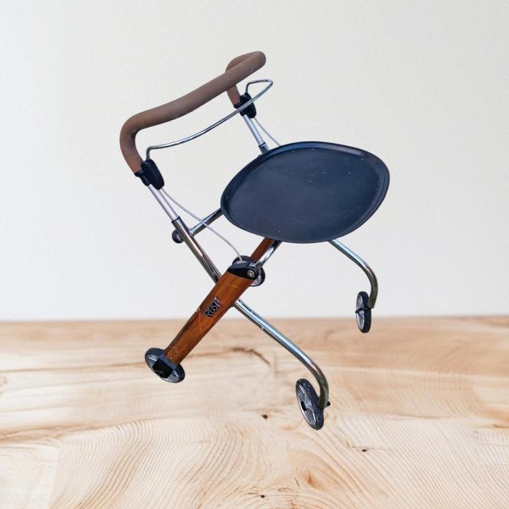 trustcare rollator voor in huis, Diversen, Rollators, Zo goed als nieuw, Lichtgewicht, Ophalen