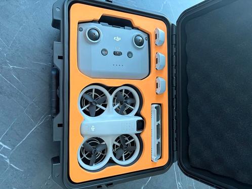 DJI Neo Fly More Combo - Zo goed als nieuw!, Audio, Tv en Foto, Drones, Zo goed als nieuw, Drone met camera, Ophalen